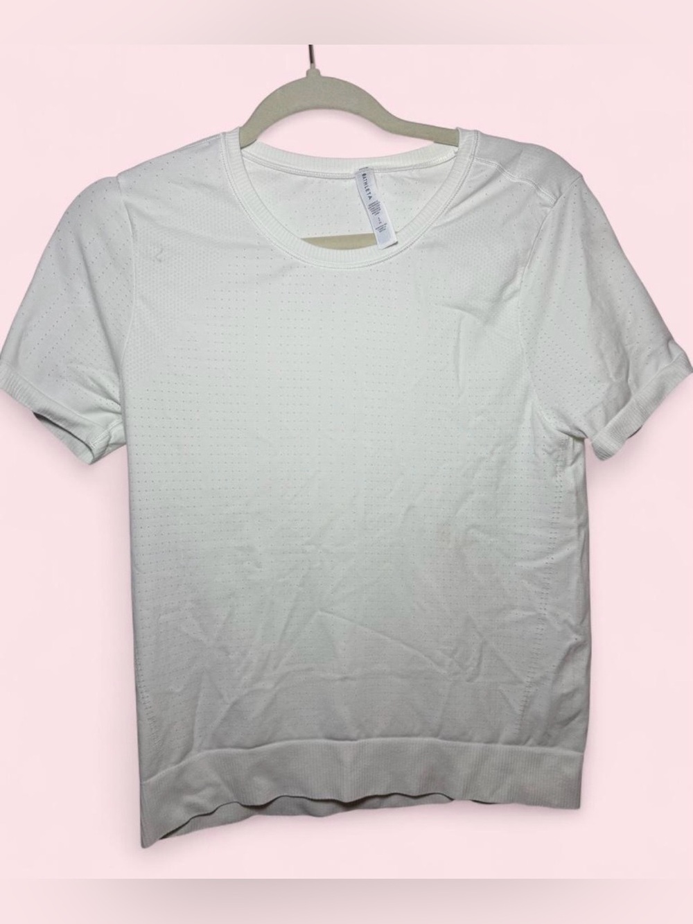 Athleta In Motion White Short Sleeve Crew Neck Stretch Breathable Perforated S